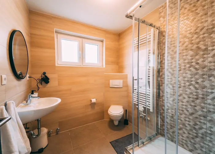 Premium Апартаменты *